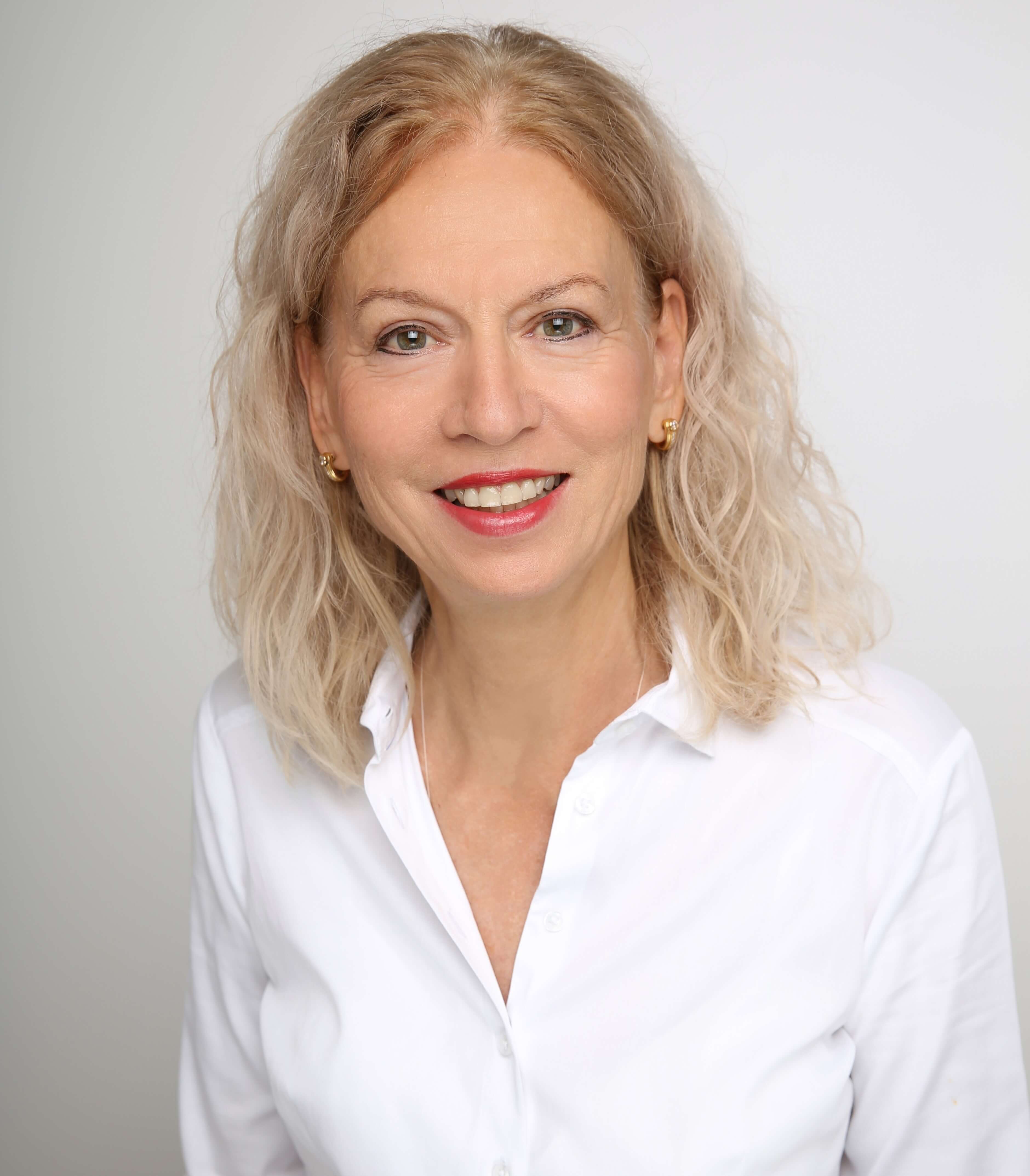 Dr. Siegrid C. Schapitz